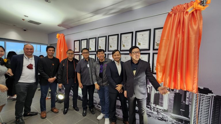 UnionBank unveils 'Patent Wall' as testament to innovation of UnionBankers