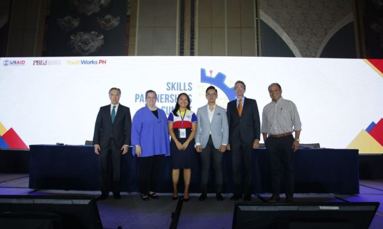 BDO mentorship of out-of-school youth in cloud services_photo