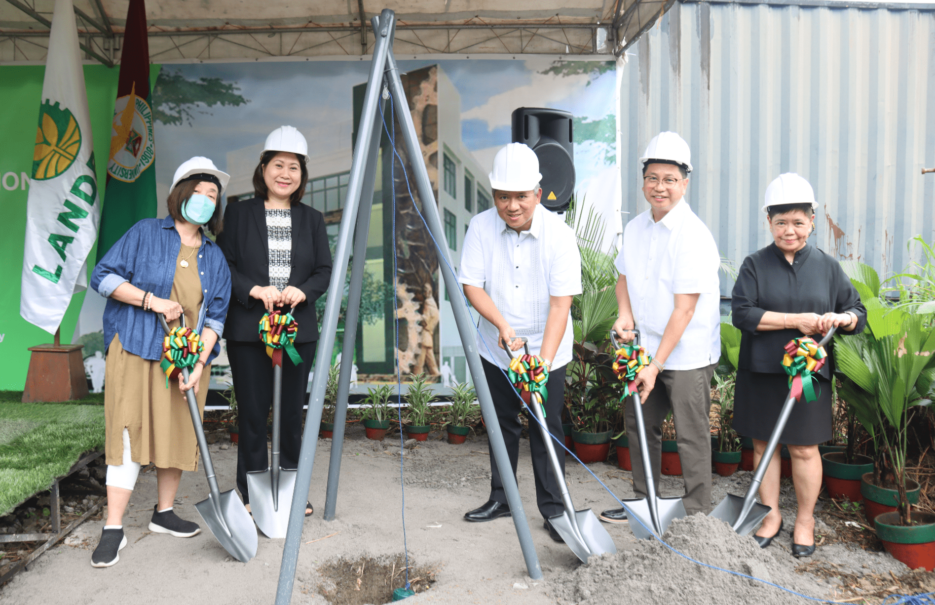 PR Supporting Photo - LANDBANK eyes better services with new branch site in UP Diliman-min
