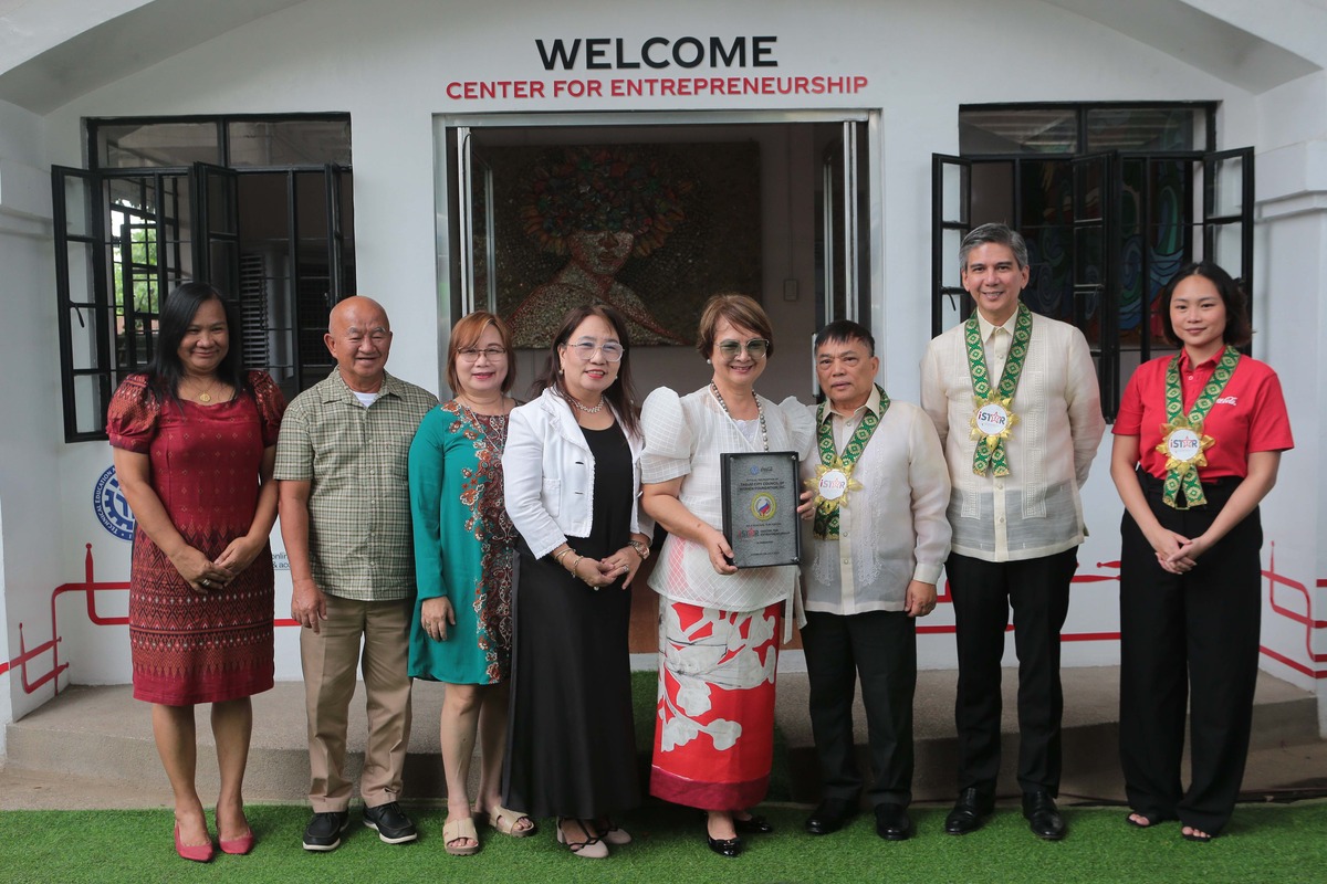 Coca-Cola PH continues to empower micro-retailers with the launch of new centres to provide entrepreneurial skills