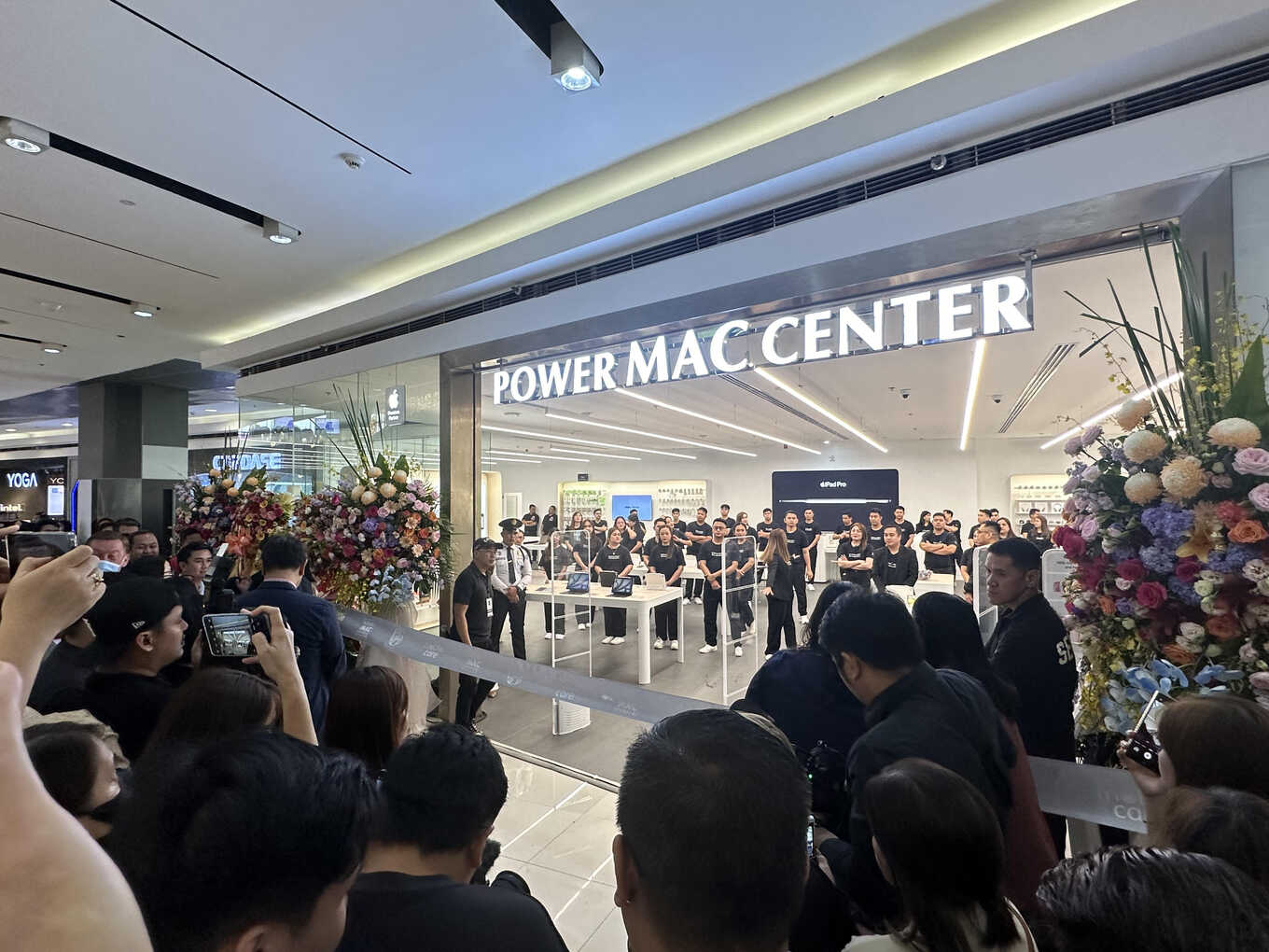 Power Mac Center welcomes ‘ber’ months with 2 new APP stores