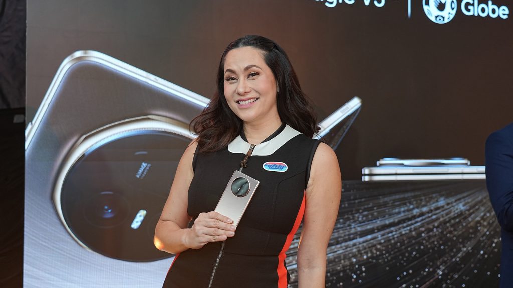 Foldable For the Pro: Get HONOR Magic V5 Now via Globe Postpaid Plans with a FREE Tablet