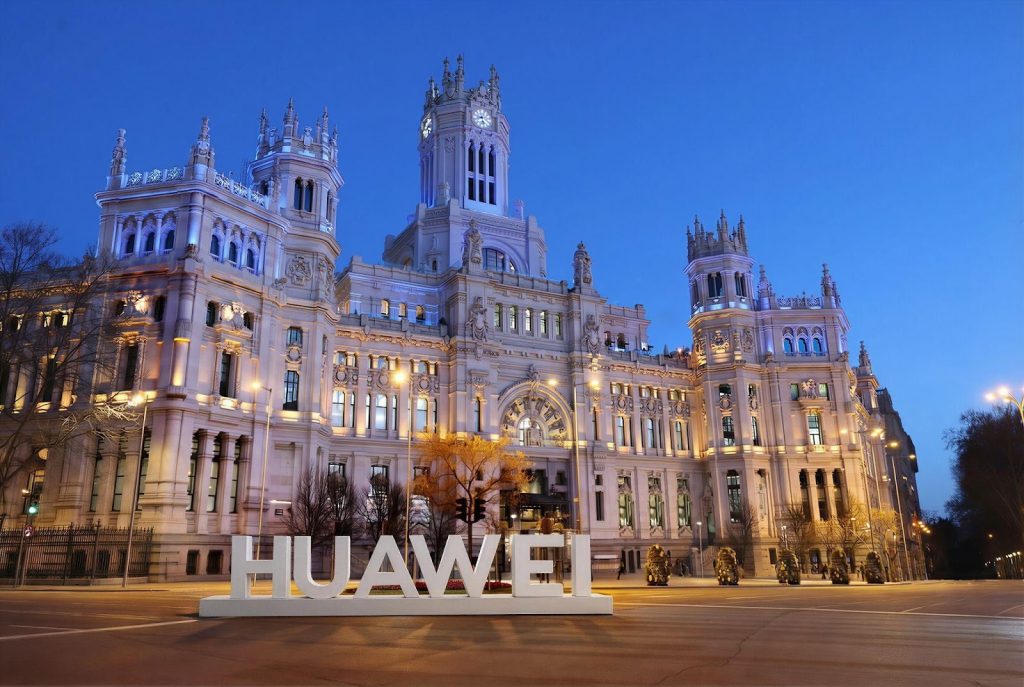 HUAWEI Mate 80 Pro and WATCH GT Runner 2 Coming to the Philippines in April