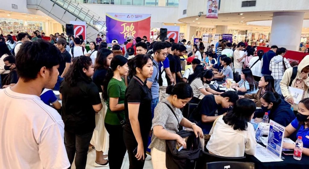 Building the Nation, One Job at a Time: Robinsons Malls Mounts