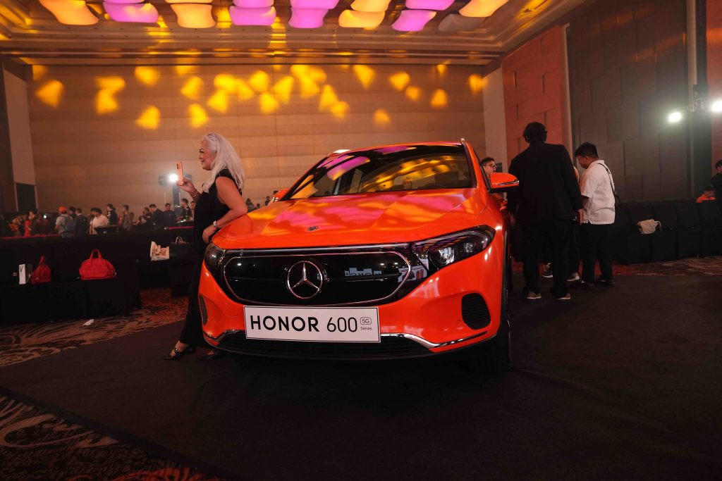 Win a Mercedes-Benz worth Php 4M When You Pre-order HONOR 600 Until May 29! Win a Mercedes-Benz worth Php 4M When You Pre-order HONOR 600 Until May 29!