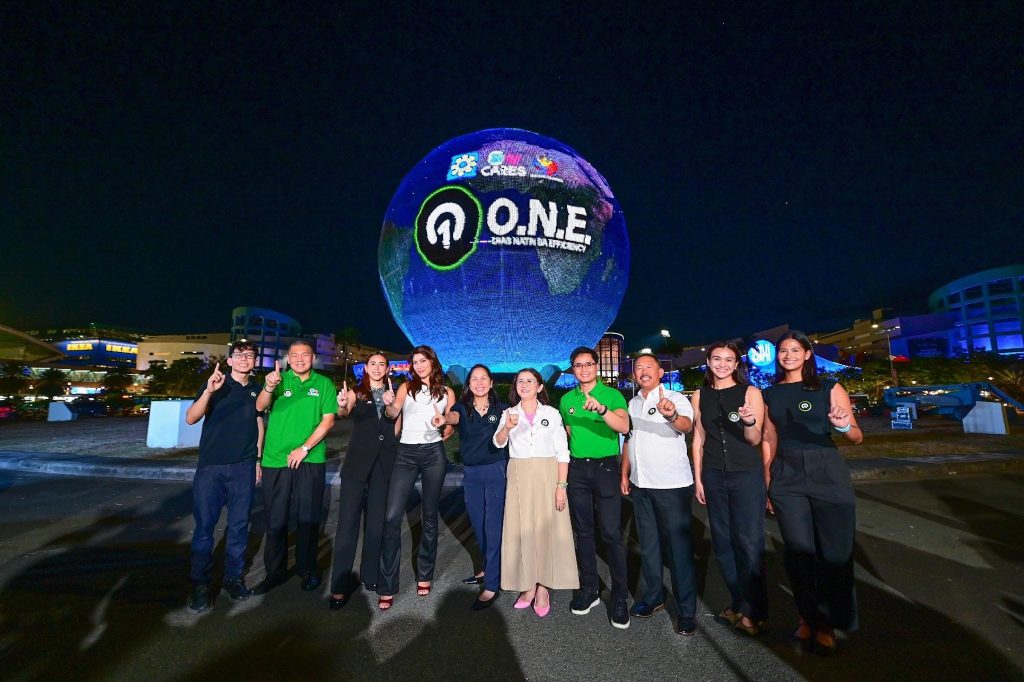 SM tapped as first mall operator to roll out DOE’s Oras Natin sa Efficiency (O.N.E.) effort SM tapped as first mall operator to roll out DOE’s Oras Natin sa Efficiency (O.N.E.) effort