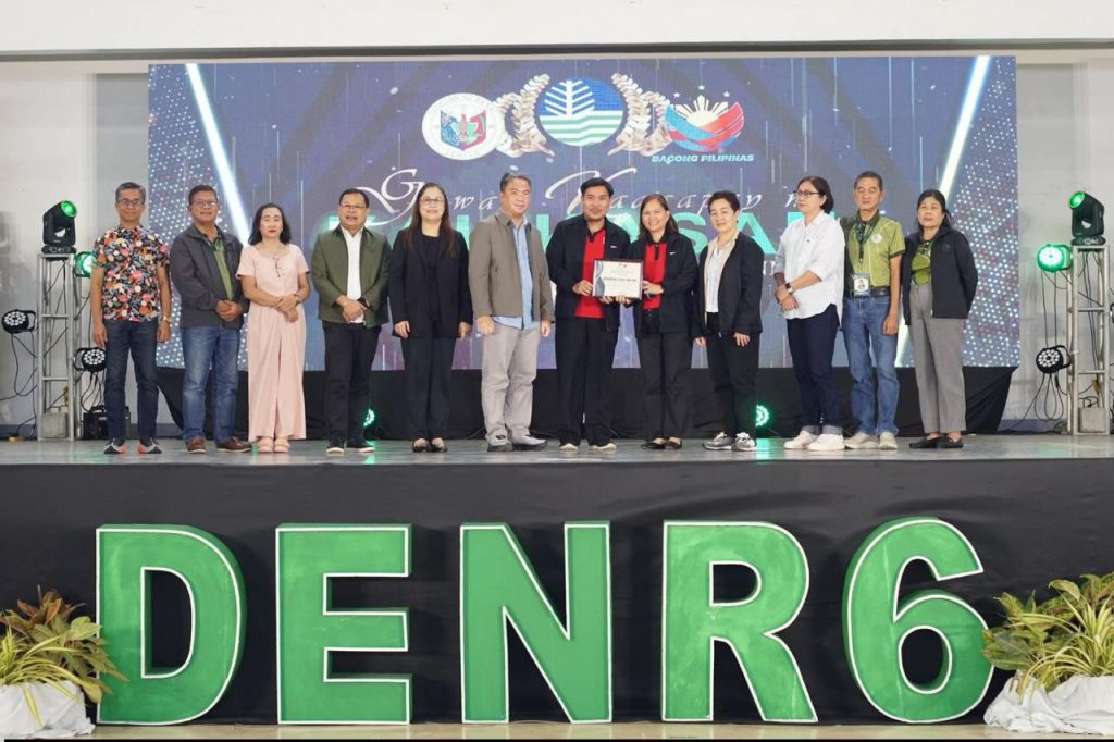 Robinsons Roxas and Robinsons Antique Honored by DENR Region VI for Environmental Partnership Robinsons Roxas and Robinsons Antique Honored by DENR Region VI for Environmental Partnership