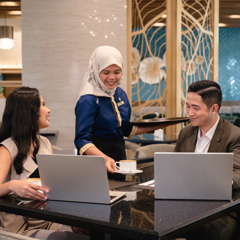 Your Next Muslim-Friendly Stay in Manila Just Got a 5-Star Upgrade Your Next Muslim-Friendly Stay in Manila Just Got a 5-Star Upgrade