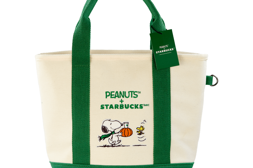 Home Starbucks and Peanuts celebrate fall with a global merchandise collection inspired by ‘The Great Pumpkin’