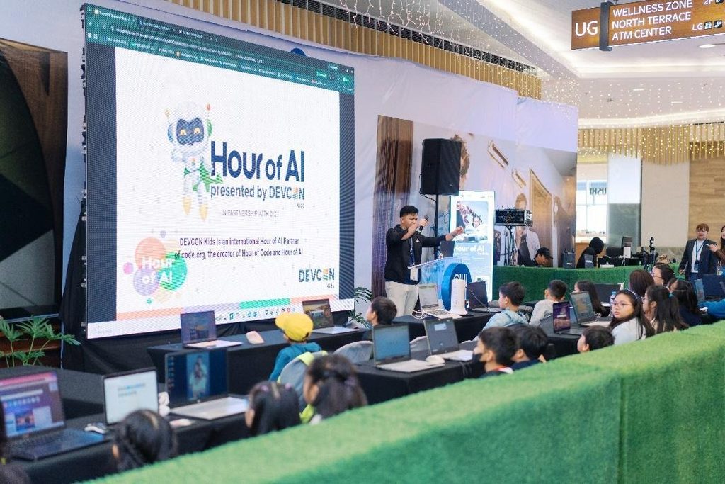 SM City Baguio Shares the Love of Learning Through AI, Connecting Generations in the Digital Age SM City Baguio Shares the Love of Learning Through AI, Connecting Generations in the Digital Age