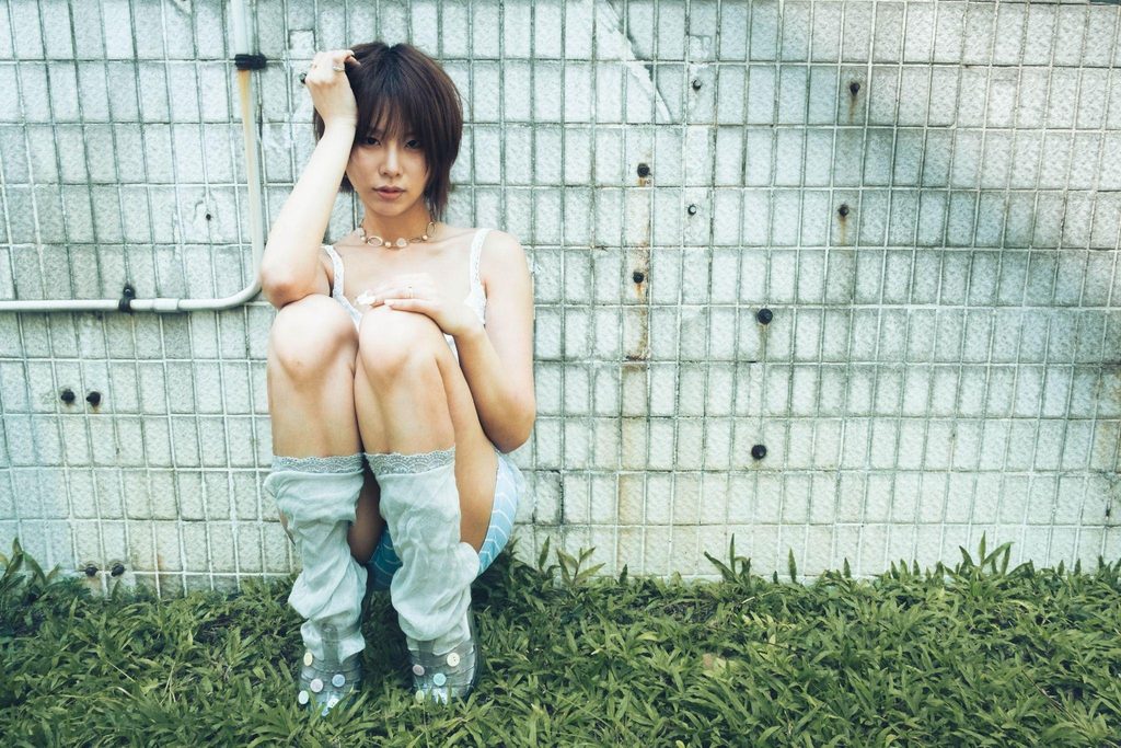 Independent pop artist Estelle Fly marks a new era of desire with ‘Bury it’ – a song about the power of unspoken attraction Independent pop artist Estelle Fly marks a new era of desire with ‘Bury it’ – a song about the power of unspoken attraction