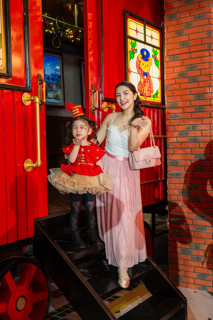 Let Christmas magic take center stage as SM Mall of Asia unveils The MOA Christmas Express Let Christmas magic take center stage as SM Mall of Asia unveils The MOA Christmas Express