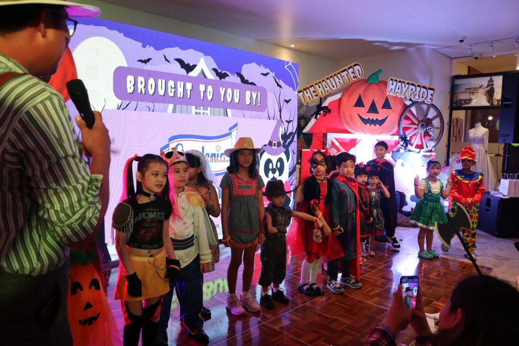 Celebrate Halloween in Binondo with Hotel Lucky Chinatown’s ‘Hokee in Wonderland’ Celebrate Halloween in Binondo with Hotel Lucky Chinatown’s ‘Hokee in Wonderland’